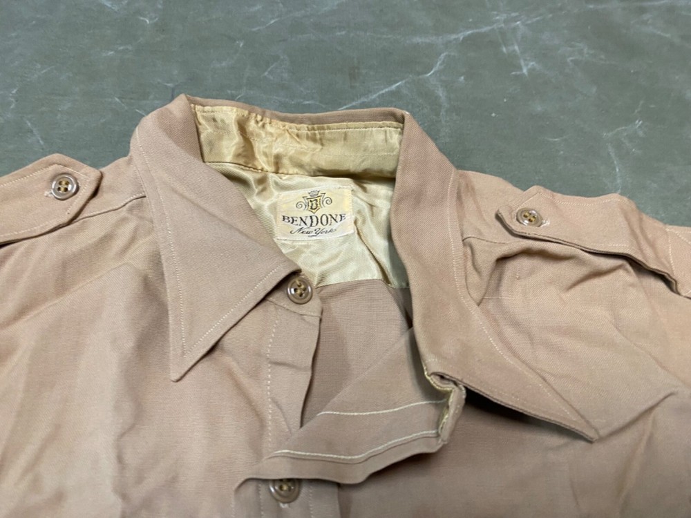 ORIGINAL WWII US ARMY OFFICER "KHAKI" CLASS A SHIRT- LARGE 44R