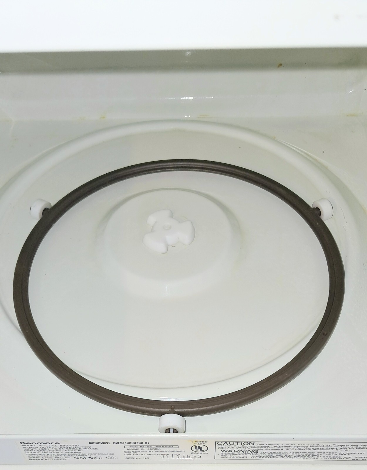 Vintage Kenmore 650W Microwave Retro Wood Grain Solid State Countertop