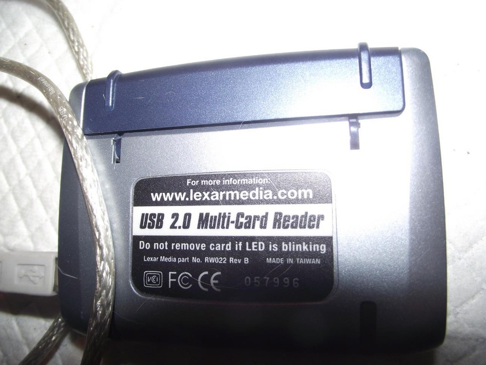 LEXAR MEDIA USB 2.0 MULTI CARD READER RW022, WITH USB CORD