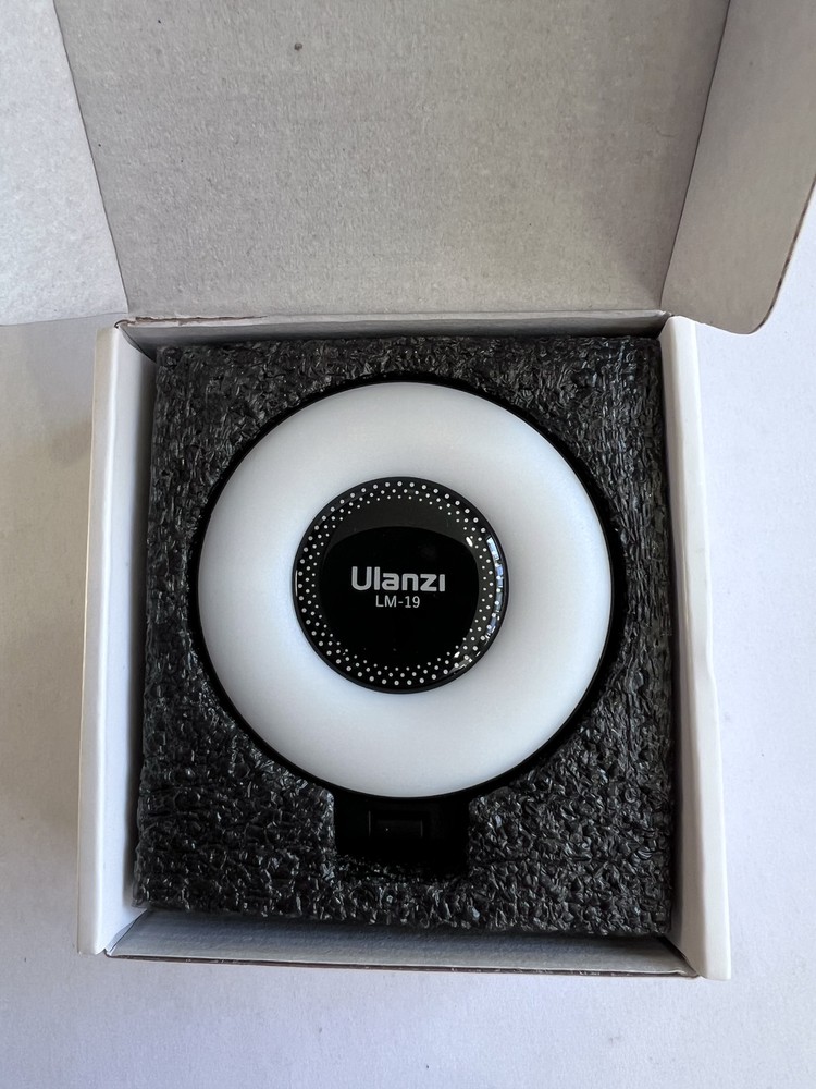 Ulanzi LM19 MagSafe LED Attachable Ring Light for iPhone