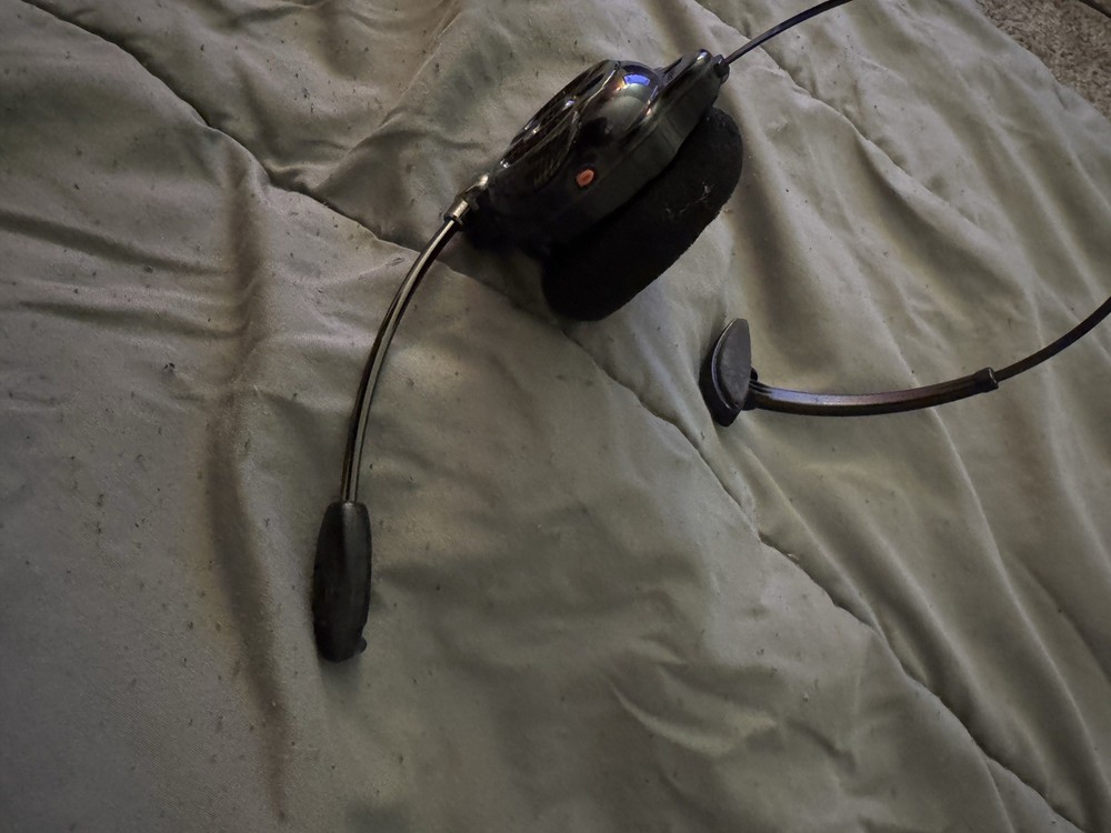 Clear-Com WH220 2-Channel All-in-One Wireless Headset