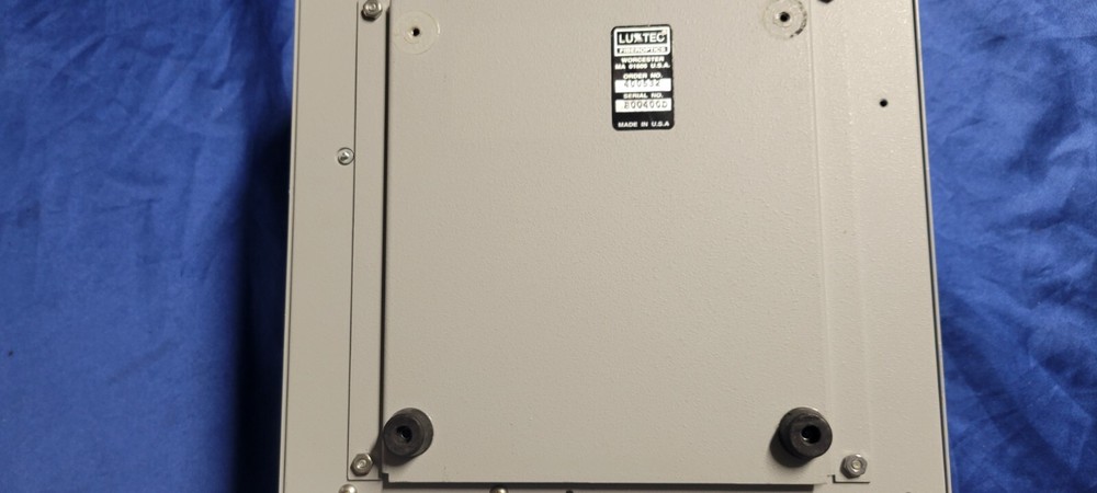 LuxTec Kay Xenon 7150 LIGHT SOURCE | Powers on