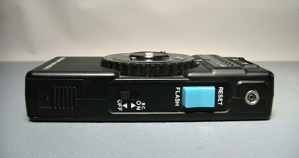 Vivitar EFM-2 Electronic Flash Meter 2 With Case Black