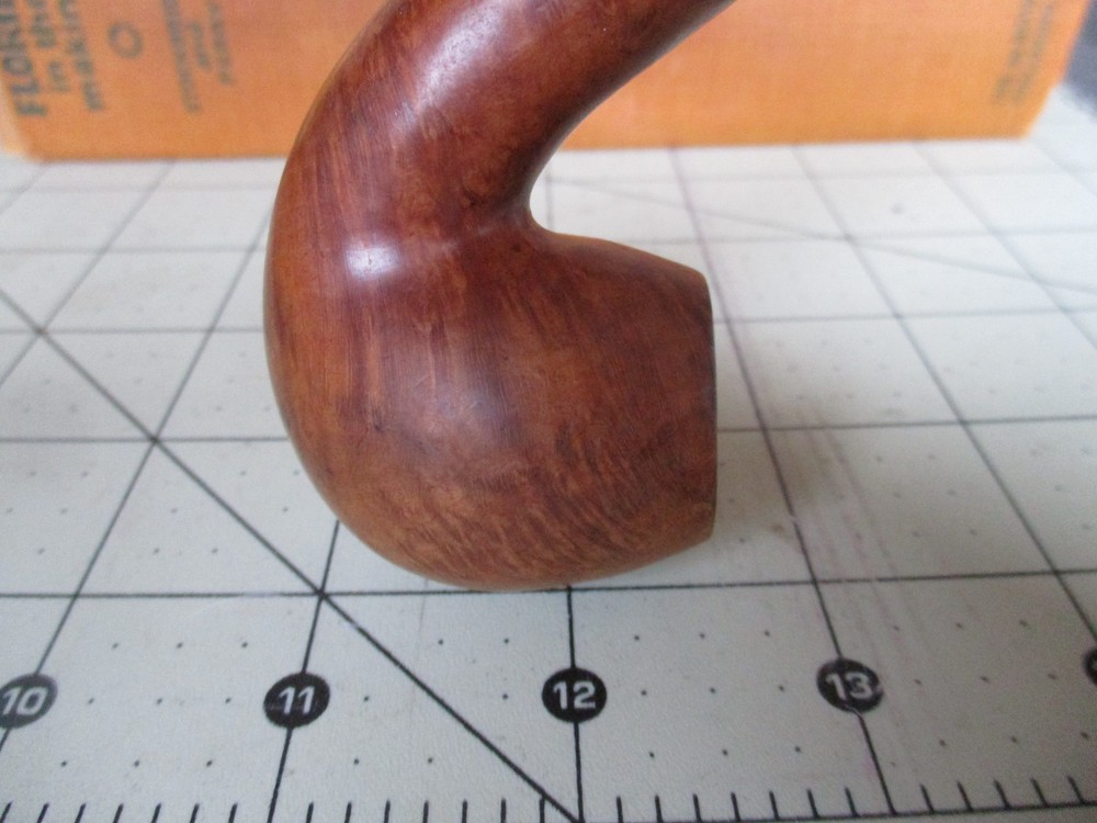 P3: Vtg EHRLICH Pipe