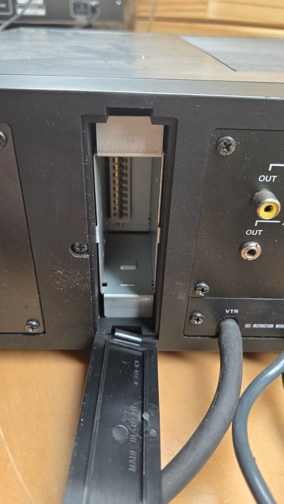 Sony TT-3000 Portable Programmable Digital Cassette Tuner Timer Unit UNTESTED