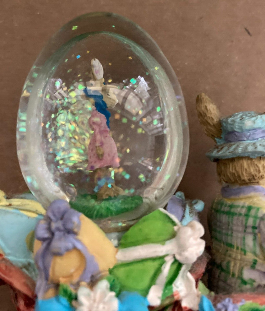 Easter Bunny Snow Globe