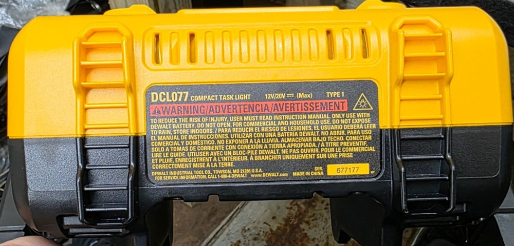 DeWalt 12v - 20v Max Compact LED Task Light DCL077B (Tool Only)