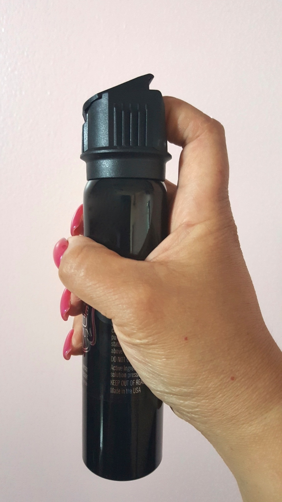 Police Magnum pepper spray 5oz Flip Top Nylon Holster Belt Loop Safety Security