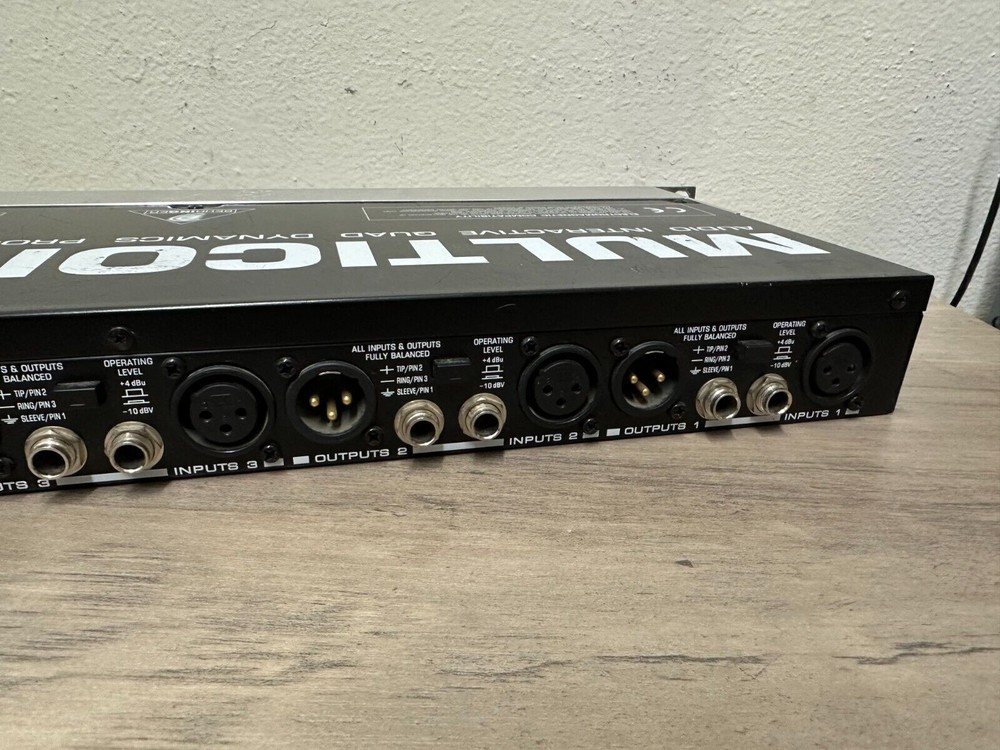 Behringer MDX 4400 Multicom Pro Audio Interactive Quad Dynamics Processor