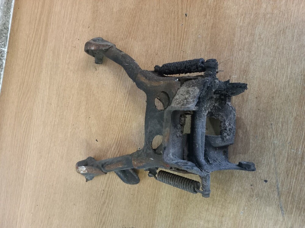 PIAGGIO LX50 CENTRE STAND 2016 (11443)