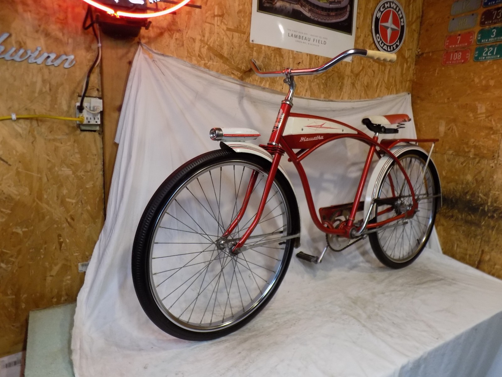 1960s HIAWATHA MENS TANK BIKE SPACELINER SEARS FLITELINER JC HIGGINS MURRAY JET!