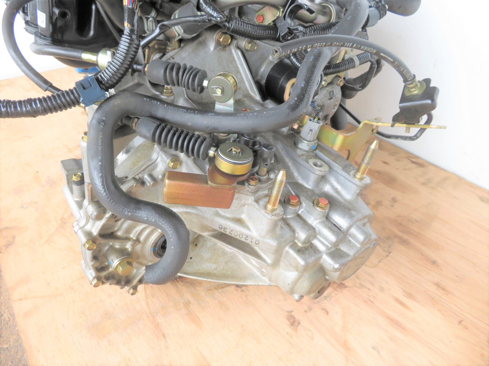 01-05 HONDA CIVIC 1.7L ENIGNE VTEC 5 SPEED MANUAL TRANSMISSION JDM D17A MOTOR