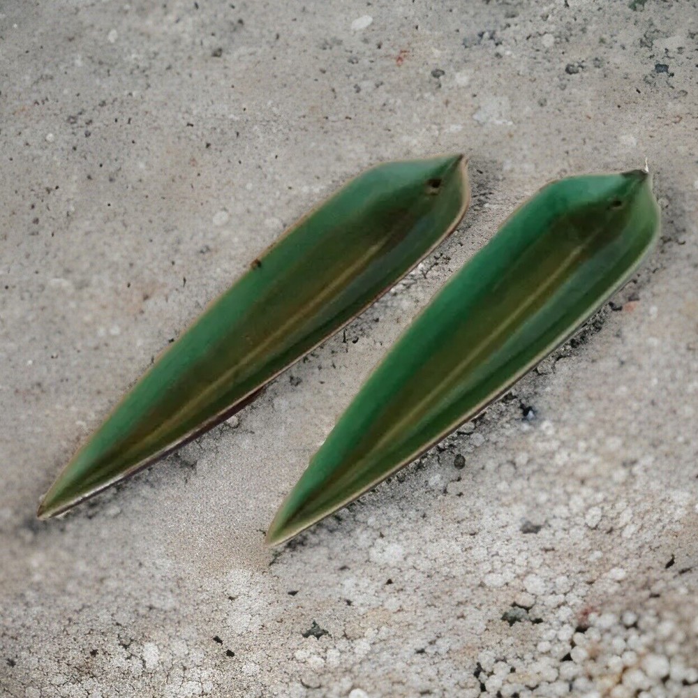 2 Porcelain Leaf Tray/dish. Olive dish Appetizer