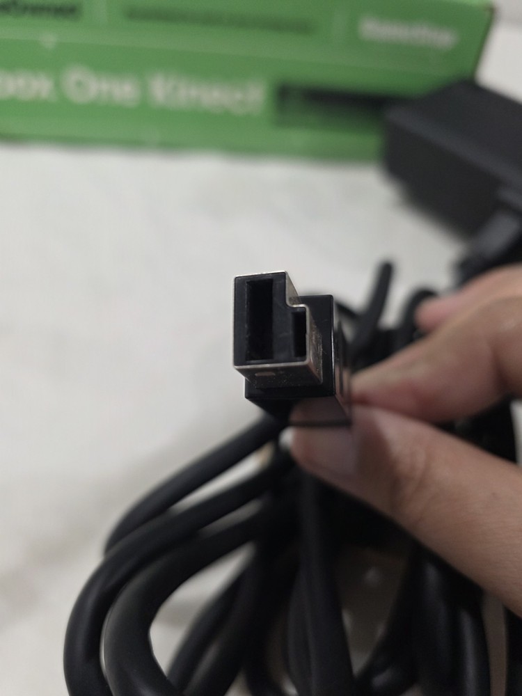 Microsoft Xbox One Kinect Wired Motion Sensor Black Model 1520 OEM