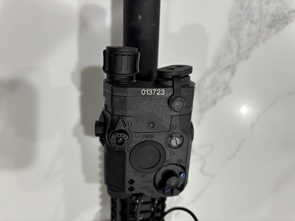 Daniel Defense AEG DDM4A1 Black Airsoft Bundle **READ DESCRIPTION**