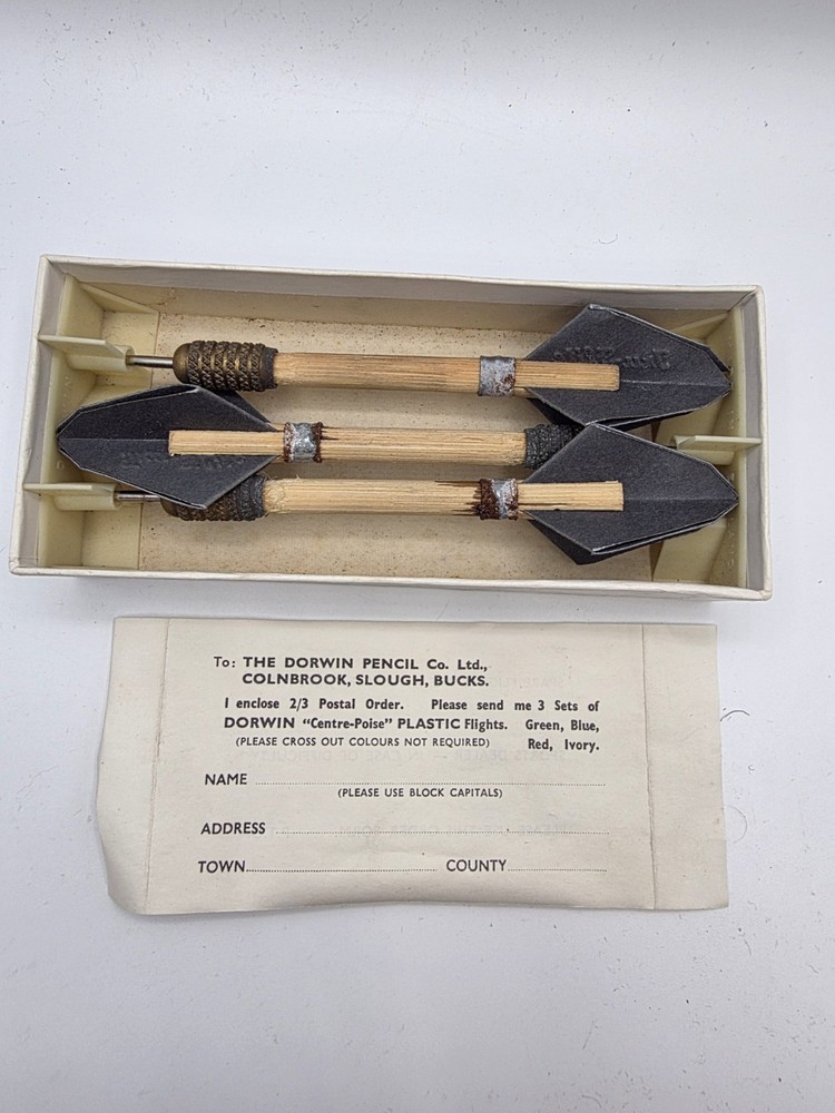 Vintage Dorwin Pencil Darts Set