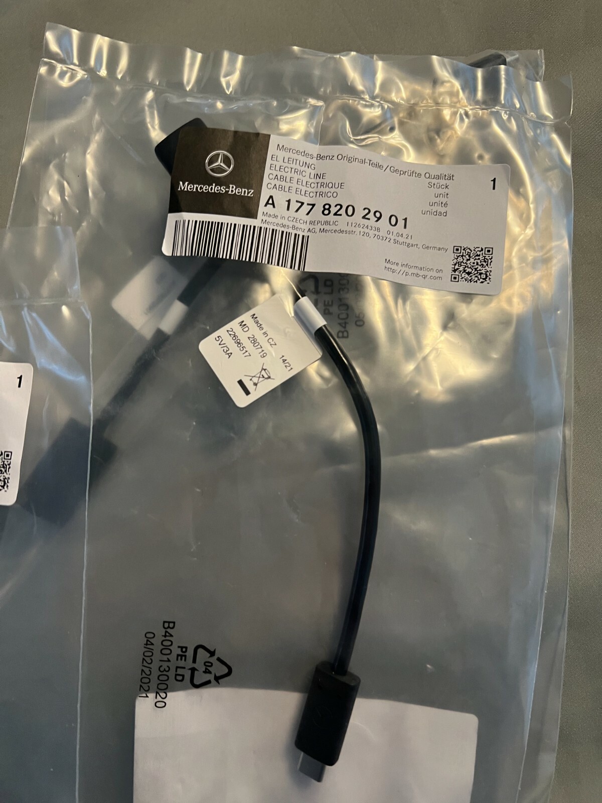 New Genuine OEM Mercedes Benz USB-C Adapter Media Interface Cable A1778202901