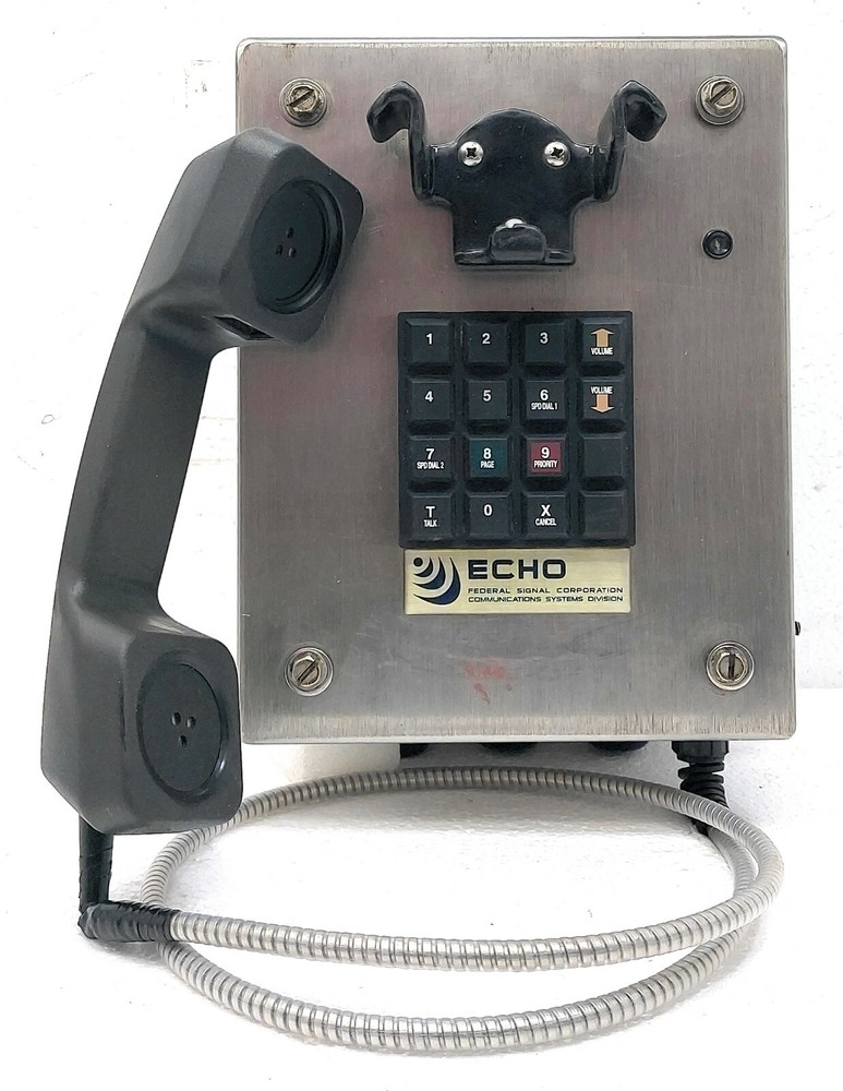 Federal Signal 81461806A E2-HND-4X Echo 2 Digital Intercom Station