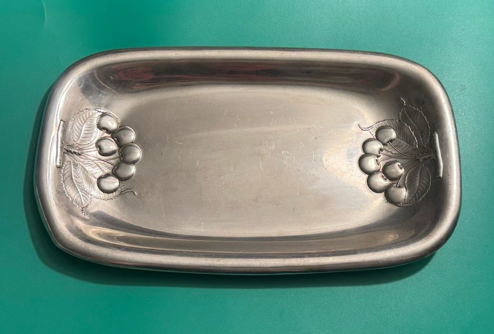 Wallace Sterling Silver Cherry Tray 413gr