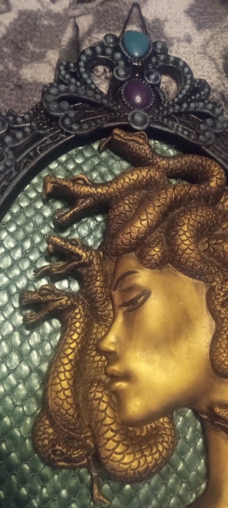 halloween props and Wall decoration
