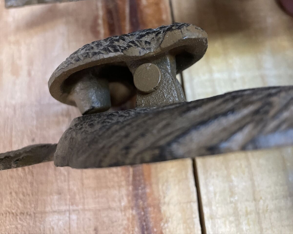 4.5” Cast Rustic Rooster Door Knocker