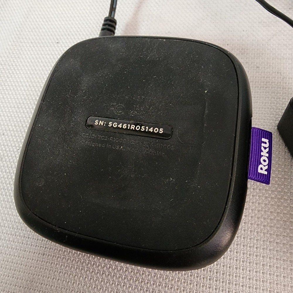 Roku 3 Streaming Media Player with AC Adaptor