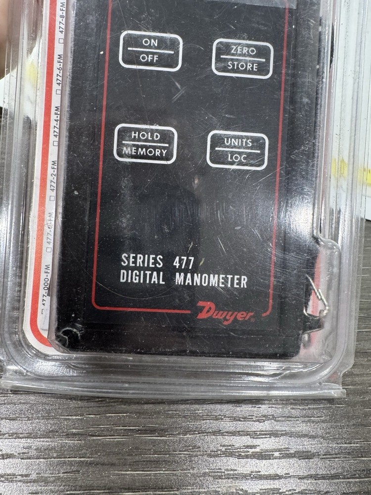 Dwyer series 477 digital manometer