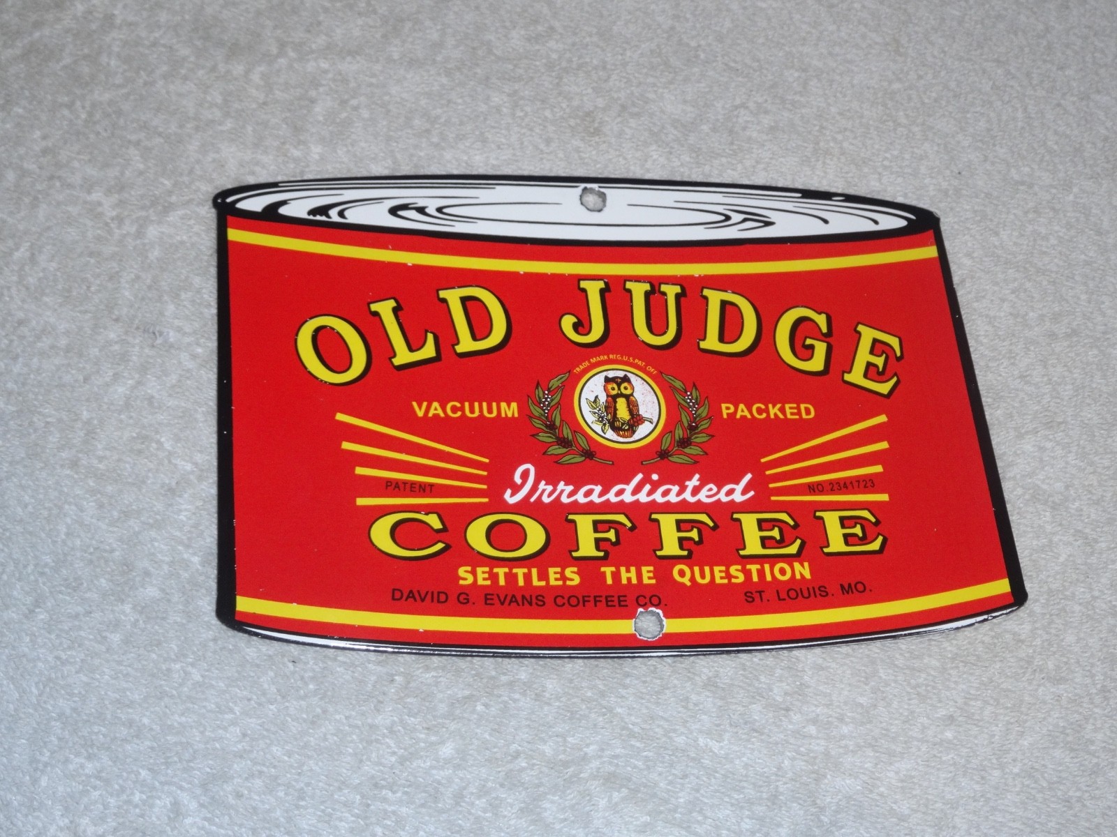VINTAGE OLD JUDGE COFFEE CAN +OWL 7 3/4" PORCELAIN METAL SODA, GASOLINE OIL SIGN