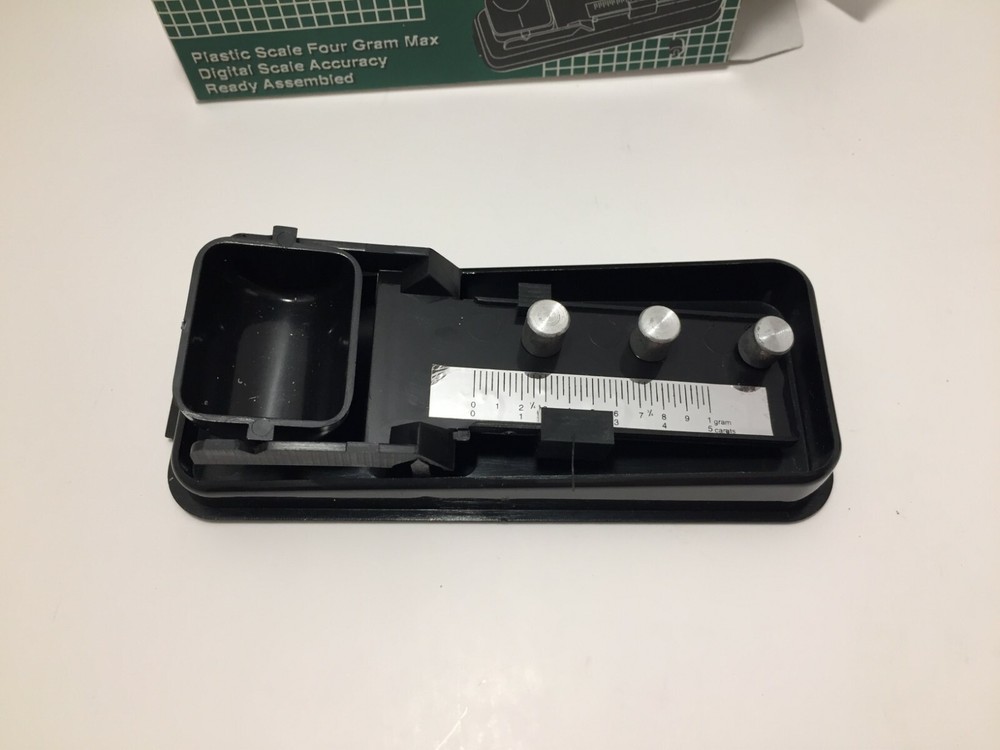 AKURATE Plastic Scale Four Gram Max Digital Scale Accuracy Ready Assembled USA