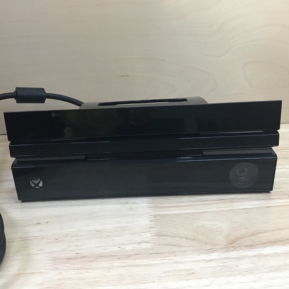 Microsoft Xbox One Kinect Camera/Motion Sensor Bar w/Aftermarket Stand