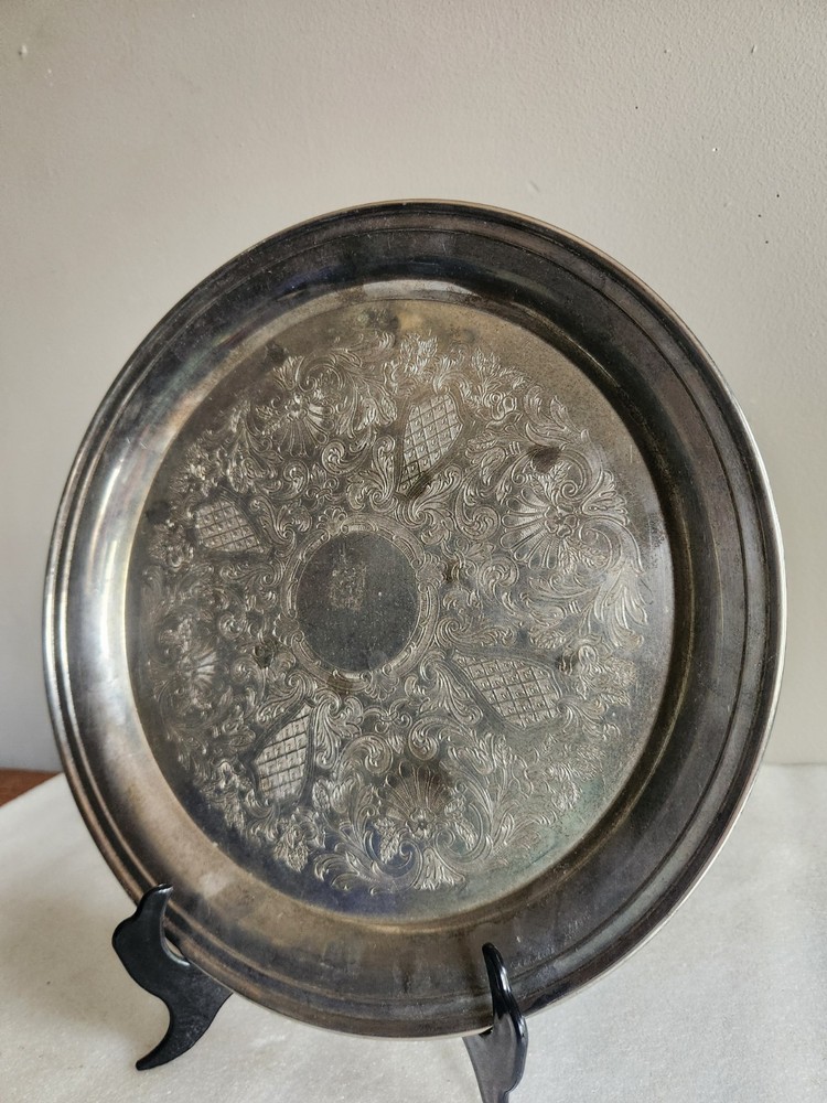 12" Round Silverplated Tray • No Makers Mark