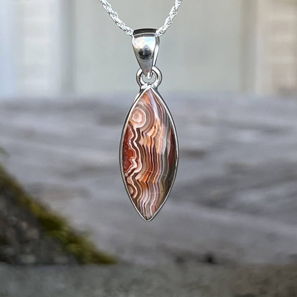 Laguna Lace Agate Pendant