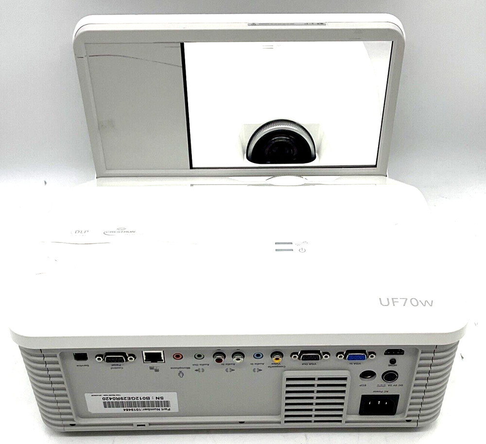 SMART UF70W HDMI Short Throw Projector