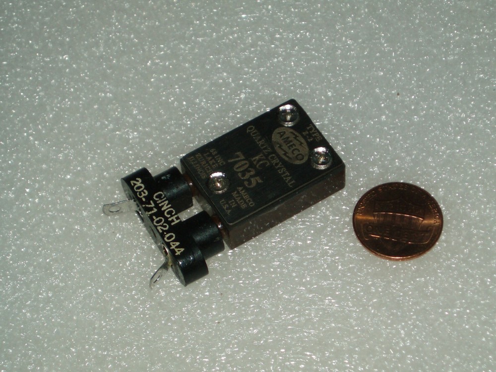 CINCH NOS quartz crystal socket can modify for FT-243 brand new