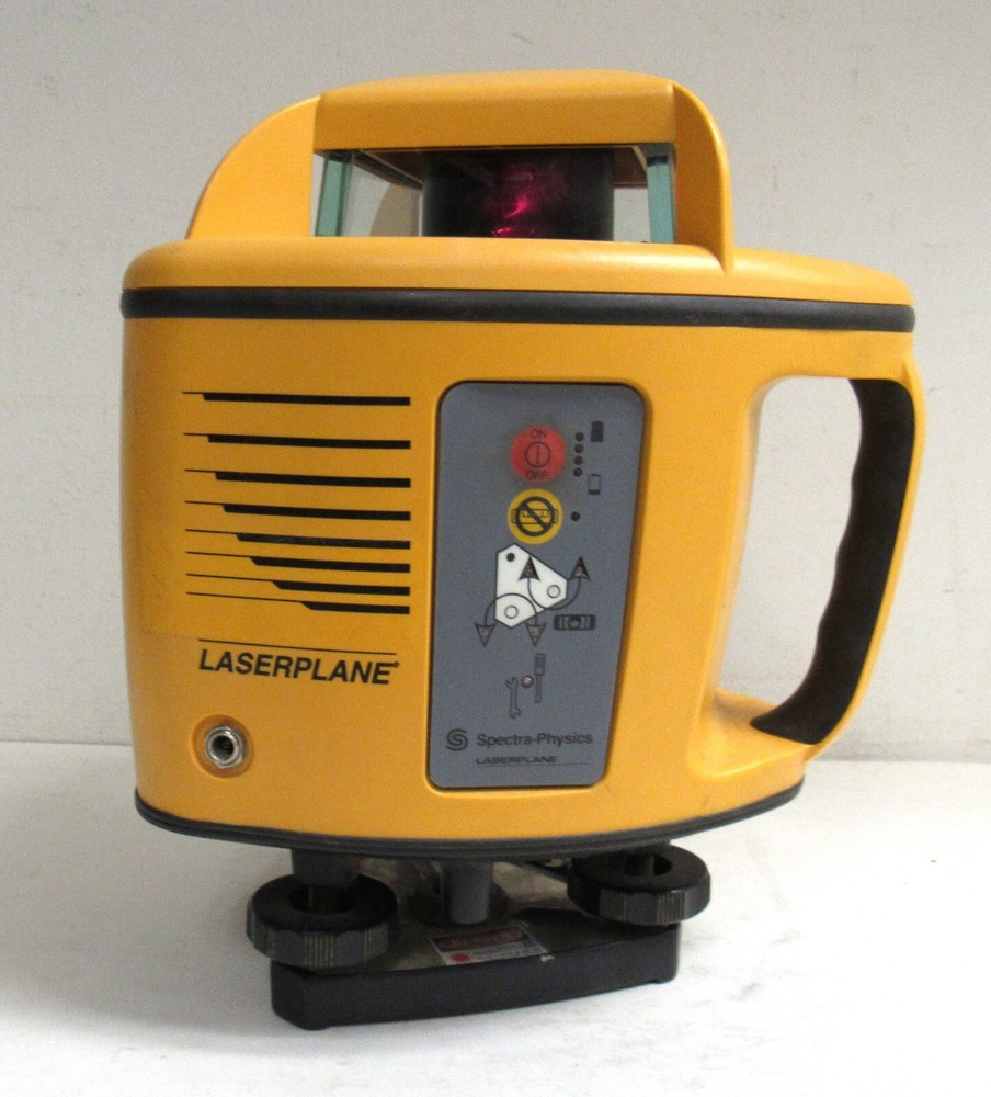 SPECTRA-PHYSICS L600 LASERPLANE WITH CASE