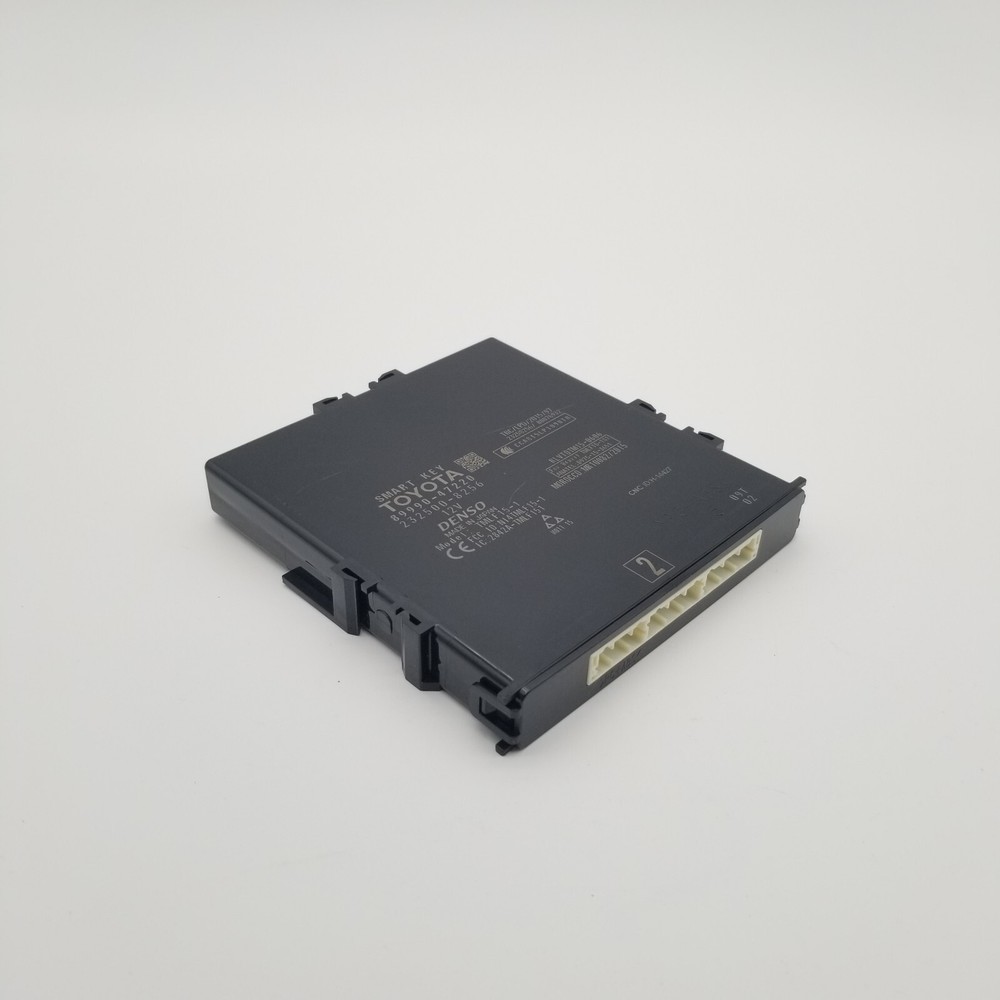 16-18 TOYOTA PRIUS THEFT-LOCKING SECURITY CONTROL MODULE ECM ASSEMBLY