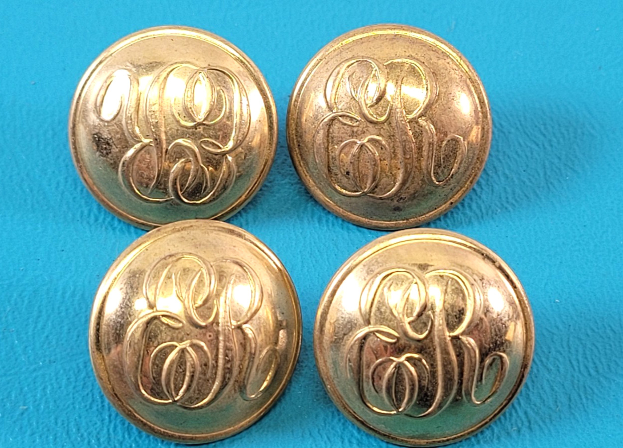 Lot of 4 Antique Spanish Amer War Buttons Gilt Royal Army Cuba Captured TR1144
