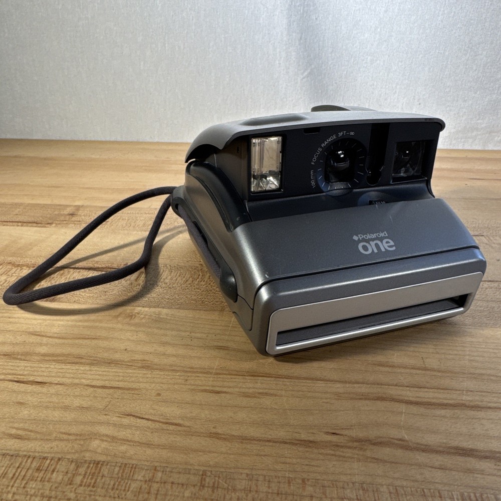 Polaroid One 600 Flash Instant Film Camera Silver Function Untested