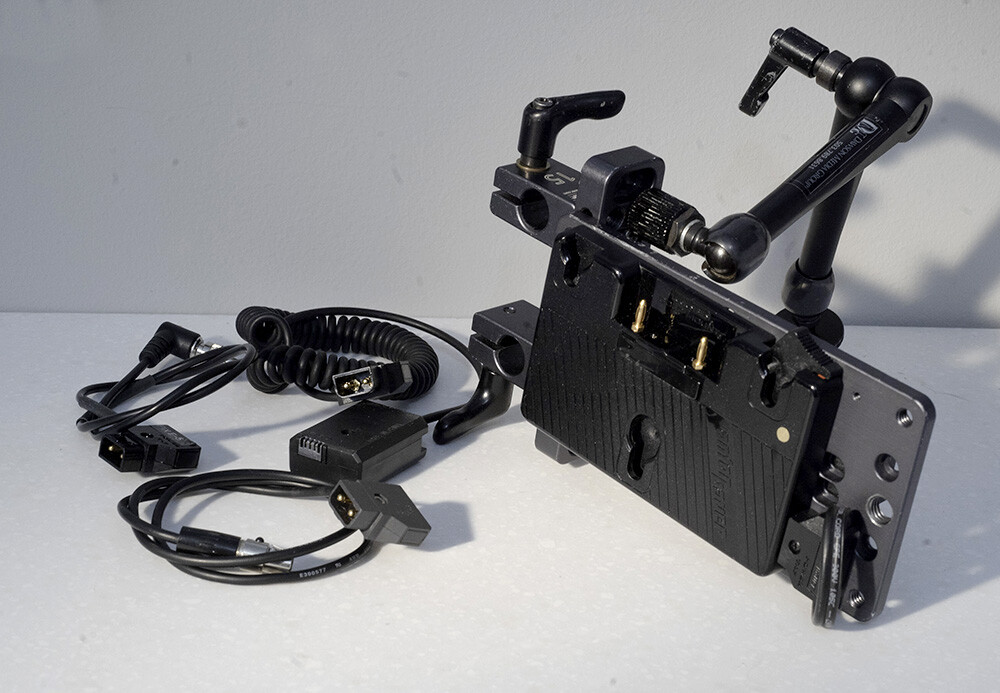 Anton Bauer Dionic Batteries, charger and accessories