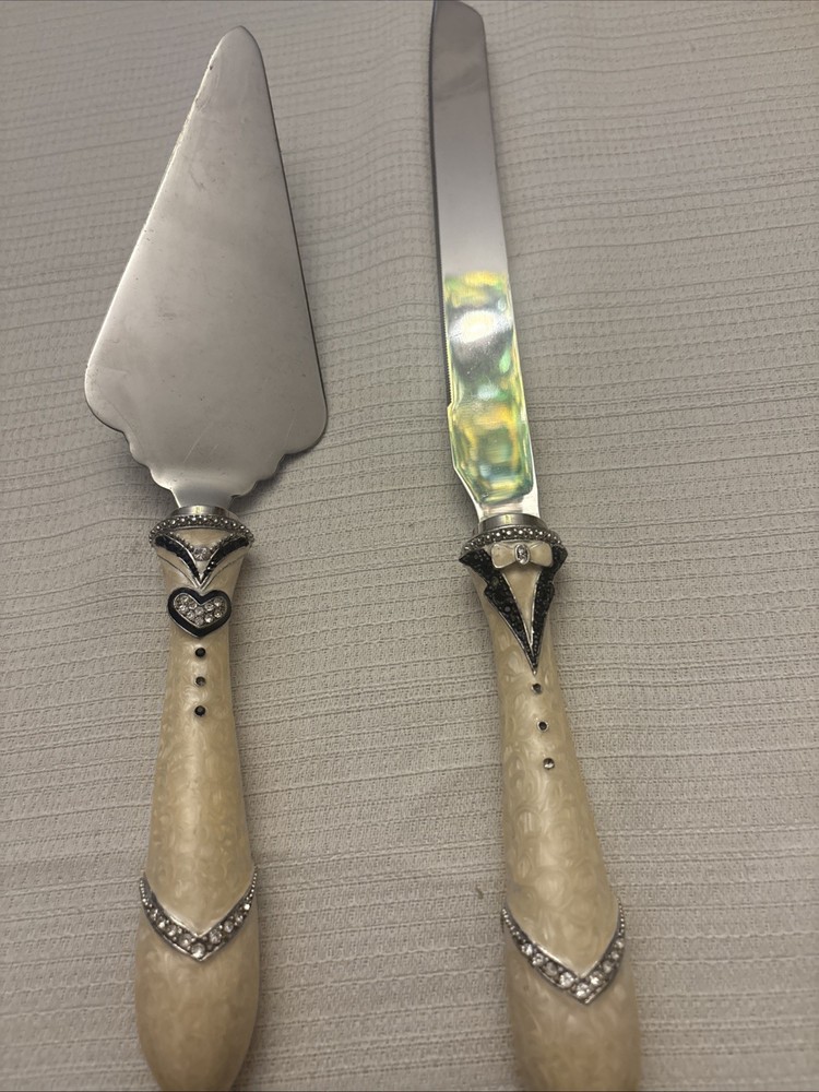 Things remembered his And Hers Cake Server And Knife