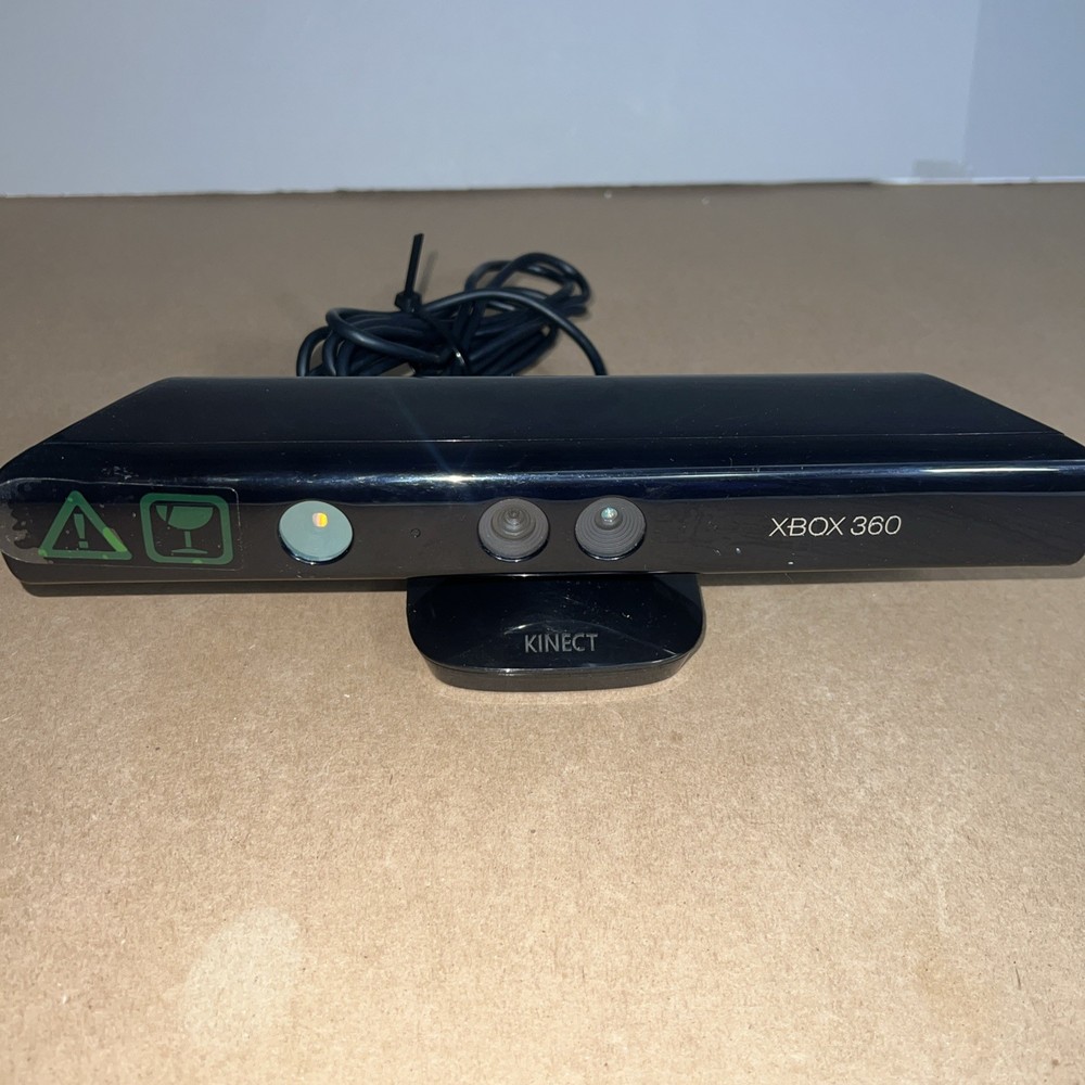 Microsoft Xbox 360 Kinect Sensor - Black