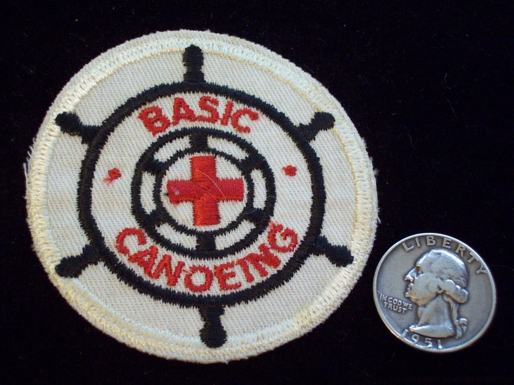 American Red Cross Basic Canoeing Patch Vintage ARC Round Embroidered Badge