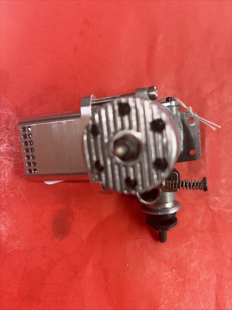 FOX 19 C/L ENGINE COMPLETE WITH TONGUE MUFFLER #7