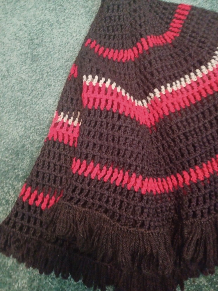 Handmade Circular Chochet Throw Couch Blanket 35"
