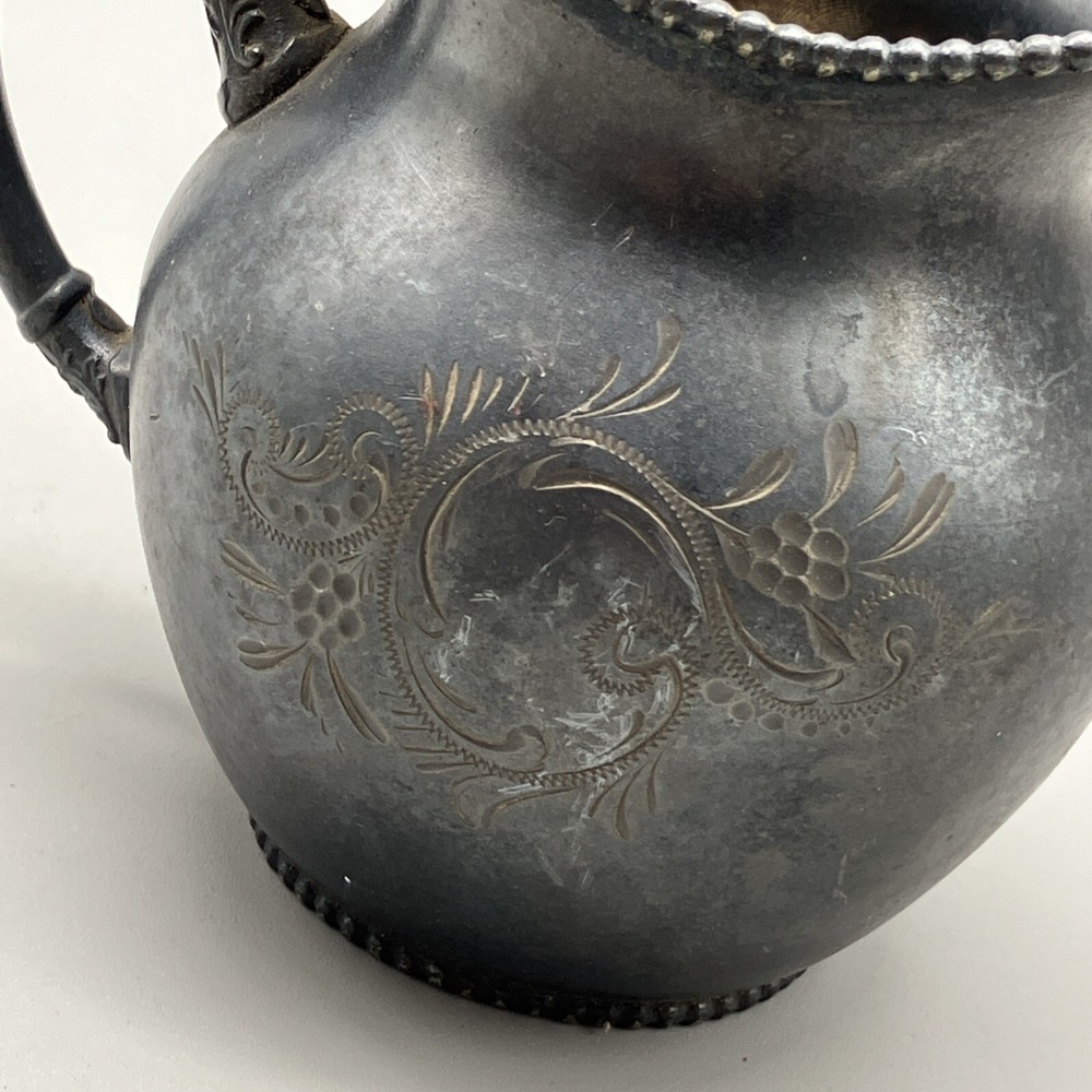 Vintage Van Bergh Silverplate Co Quadruple Plate Silver Water Pitcher A31