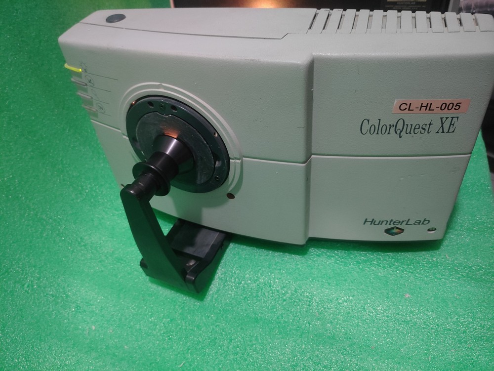 HunterLab ColorQuest XE Spectrophotometer .