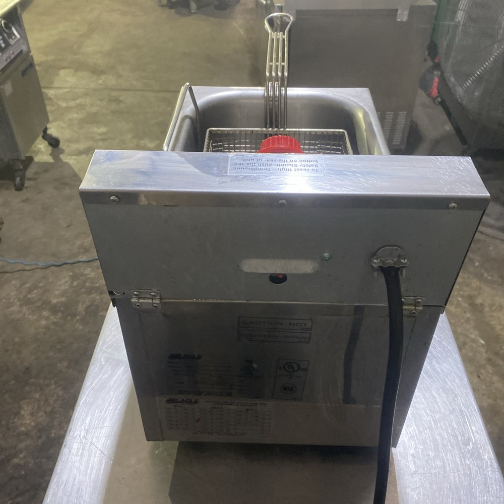 Pre-Owned Eagle Countertop Deep Fryer Model EF10-240 TESTED