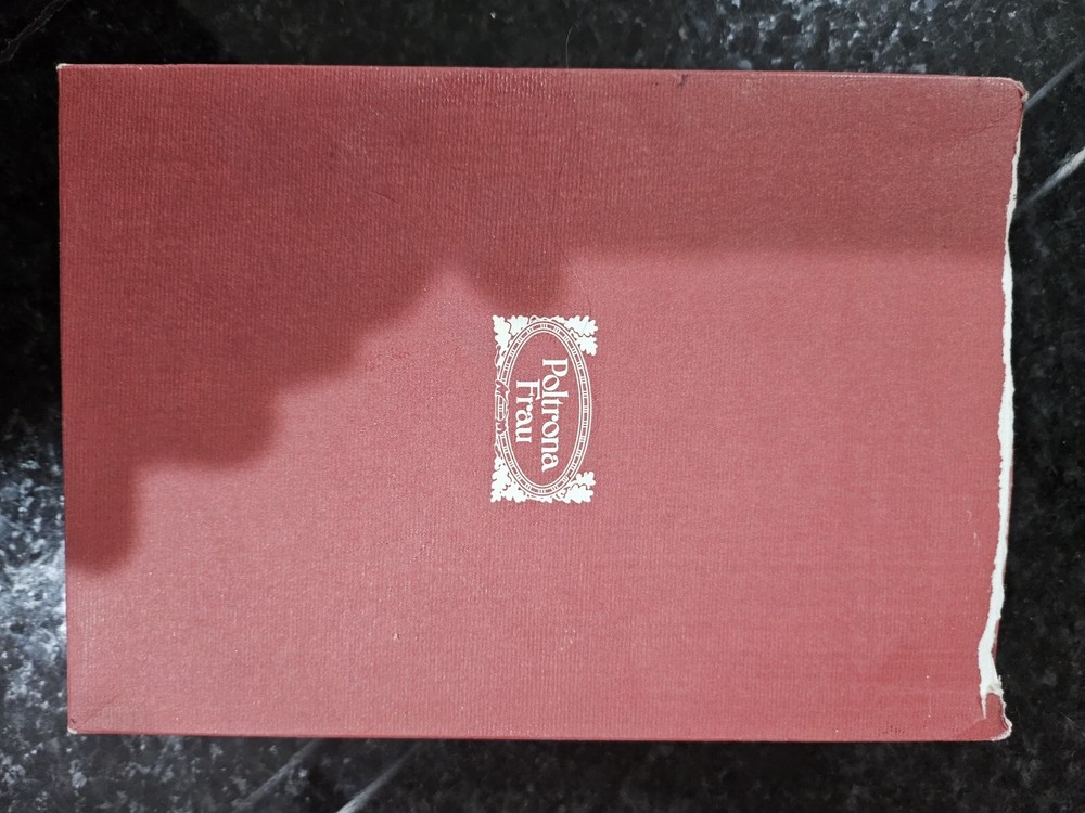 Poltrona Frau Leather Cream