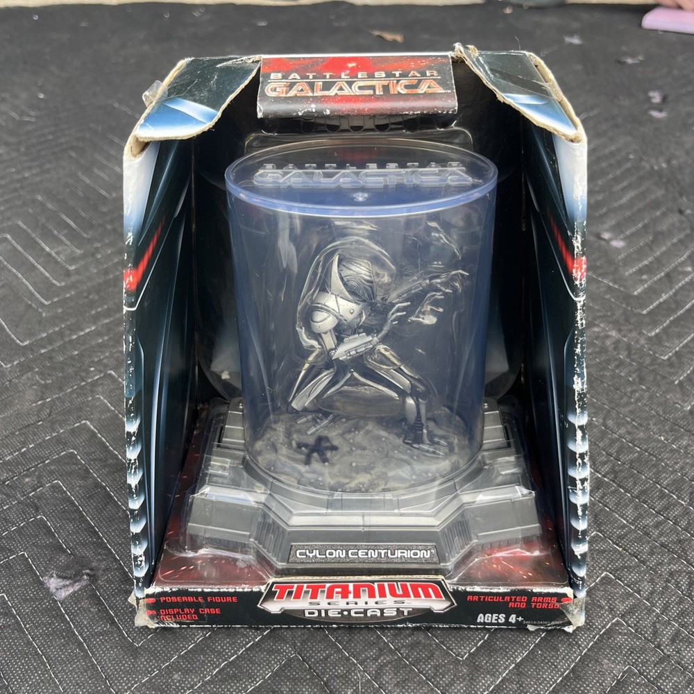 Battlestar Galactica Titanium Series Die Cast Cylon Centurion Figure