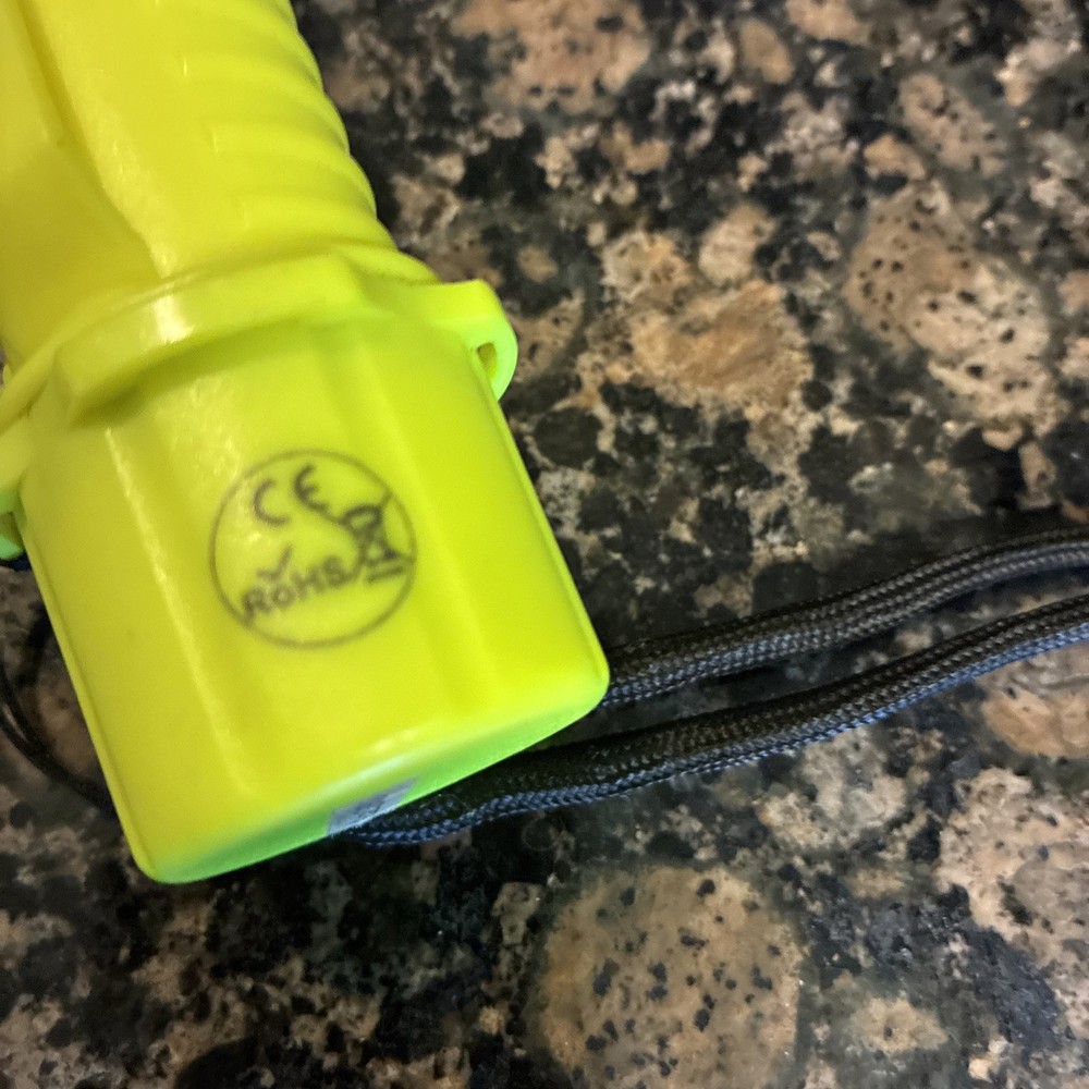 ESky 500 lumen Diving Flashlight DF20 Bundle